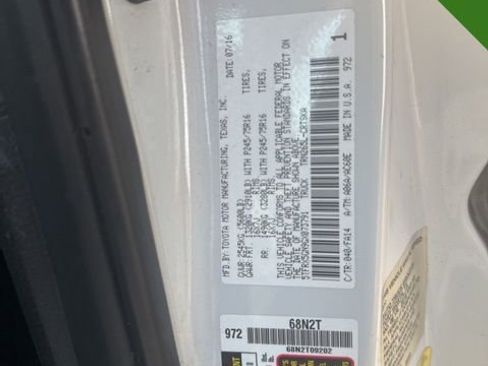 Used 2016 Toyota Tacoma SR image 15