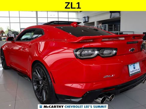 Used 2021 Chevrolet Camaro ZL1 RWD image 8