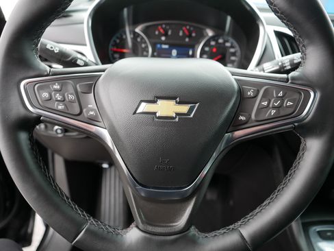 Used 2024 Chevrolet Equinox LT image 25