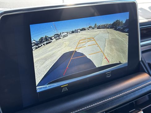 Used 2024 Chevrolet Tahoe Premier image 20