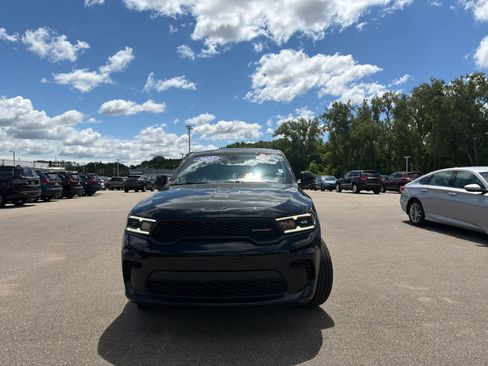 Used 2025 Dodge Durango GT AWD/4WD image 2