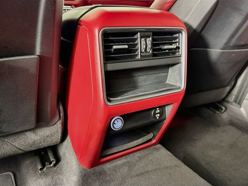 Certified 2023 Porsche Cayenne Coupe AWD/4WD image 20