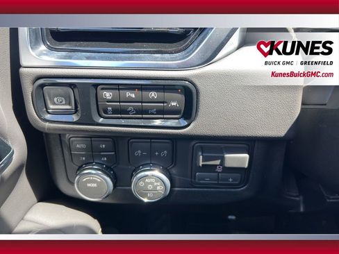 New 2026 GMC Yukon XL Elevation w/ Elevation Premium Package AWD/4WD image 22