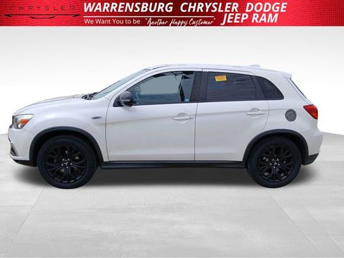 Used 2018 Mitsubishi Outlander Sport LE FWD image 7