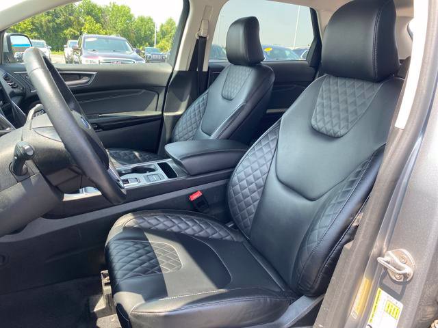 Used 2024 Ford Edge Titanium AWD/4WD image 20