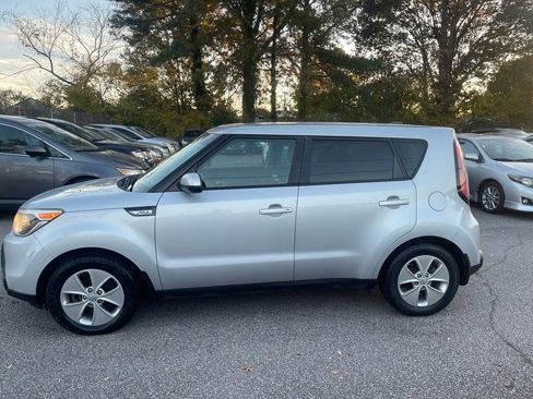 Used 2016 Kia Soul image 8