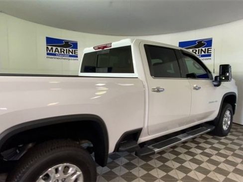 Certified 2024 Chevrolet Silverado 2500 LTZ w/ LTZ Convenience Package image 2