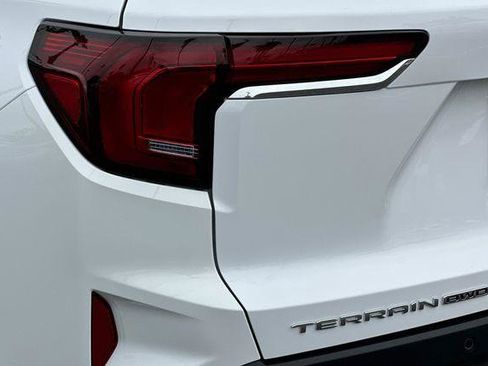New 2026 GMC Terrain Elevation image 27