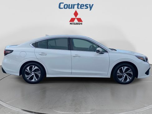 Used 2022 Subaru Legacy Premium AWD/4WD image 7