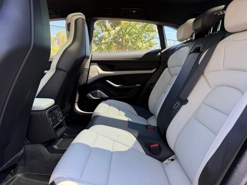 Certified 2023 Porsche Taycan 4 Cross Turismo w/ Premium Package AWD/4WD image 30