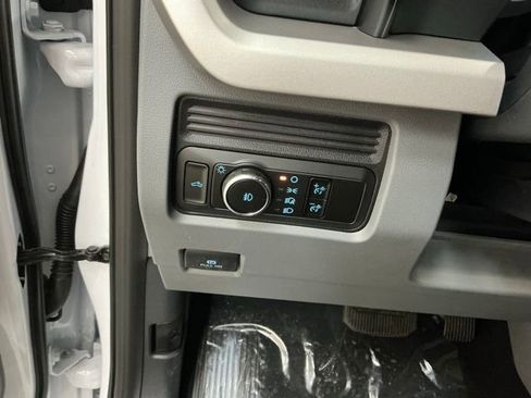 New 2026 Ford F350 XLT image 21