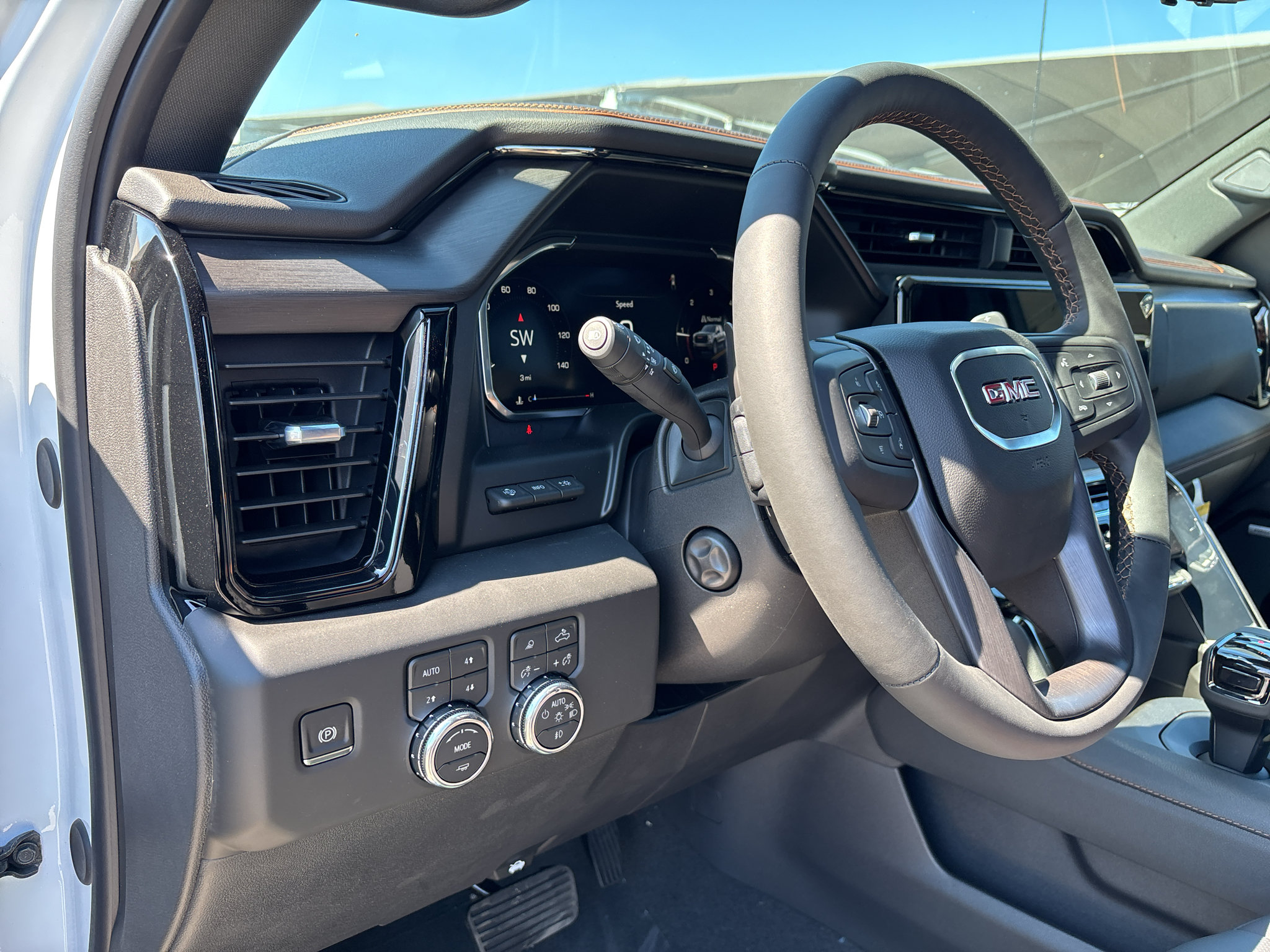 New 2026 GMC Sierra 1500 AT4 w/ AT4 Premium Package AWD/4WD image 25