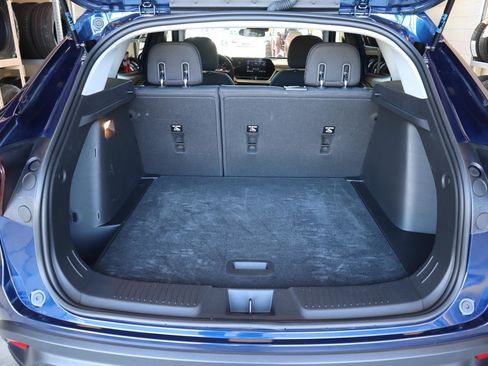 Used 2024 Chevrolet Trax LS w/ LS Convenience Package image 32