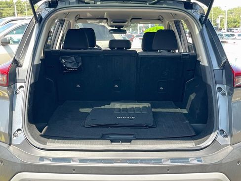 Used 2021 Nissan Rogue SV FWD image 23