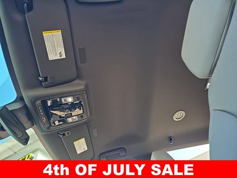 New 2026 Chevrolet Tahoe LT w/ Comfort Package AWD/4WD image 32