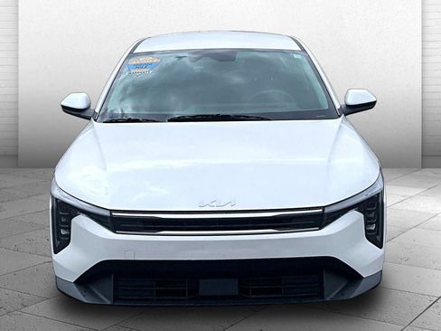 Used 2025 Kia K4 FWD image 2