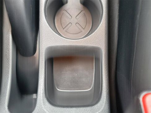 Certified 2024 Nissan Kicks S image 22