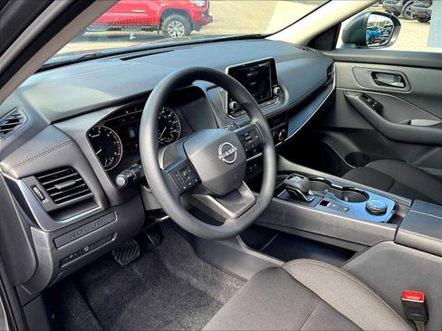 New 2026 Nissan Rogue S image 9