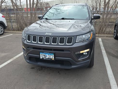 Used 2021 Jeep Compass Latitude w/ Convenience Group image 2
