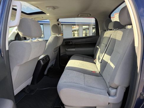 Used 2012 Toyota Tundra 4x4 CrewMax image 10