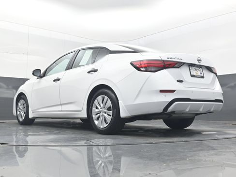 Certified 2025 Nissan Sentra S FWD image 29