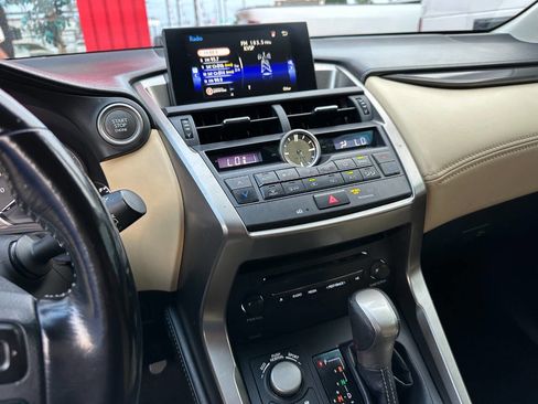 Used 2017 Lexus NX 200t FWD image 7