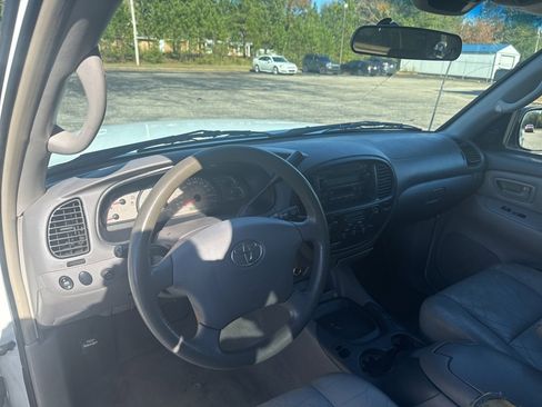 Used 2004 Toyota Sequoia SR5 image 6