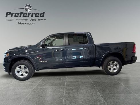 New 2025 RAM 1500 Big Horn AWD/4WD image 2
