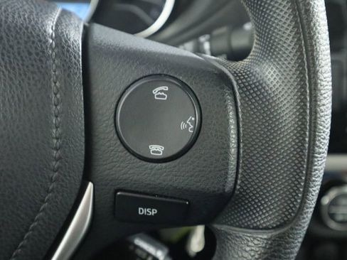 Used 2015 Toyota Corolla LE image 12