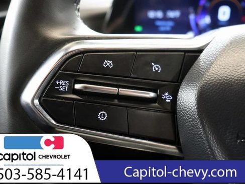 Used 2025 Chevrolet Equinox LT w/ Convenience Package II AWD/4WD image 19