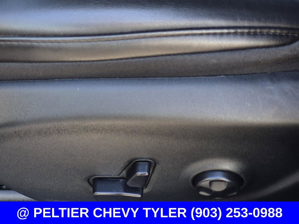 Used 2019 Jeep Cherokee Trailhawk w/ Cold Weather Group AWD/4WD image 33