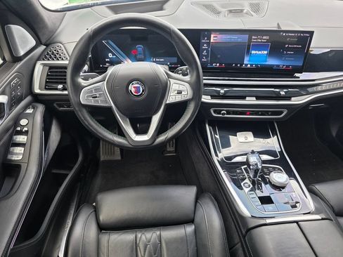 Certified 2025 BMW ALPINA XB7 AWD/4WD image 10