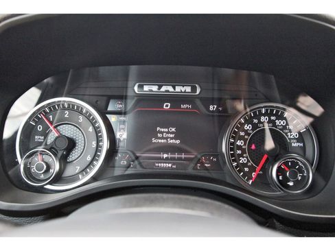 Used 2025 RAM 1500 Lone Star image 18