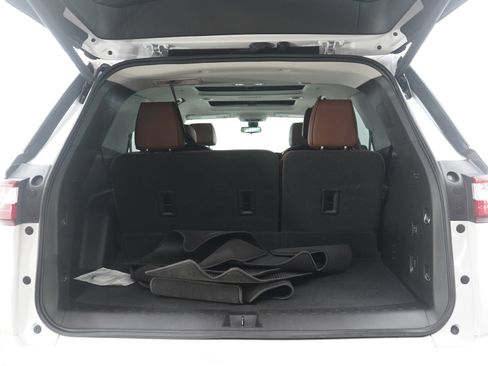 Used 2018 Chevrolet Traverse High Country image 17