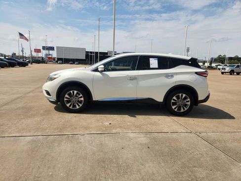 Used 2018 Nissan Murano S image 4