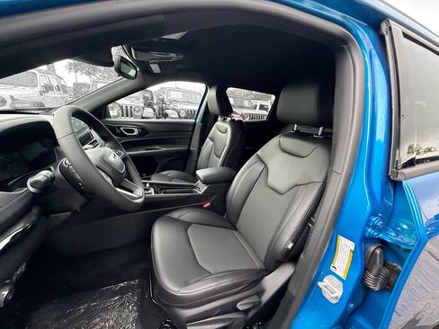 New 2026 Jeep Compass Latitude AWD/4WD image 22