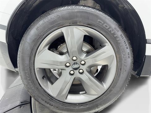 Used 2025 Land Rover Range Rover Velar Dynamic SE image 48