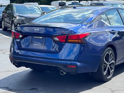 Used 2024 Nissan Altima 2.5 SR FWD image 37