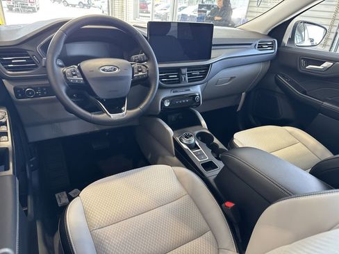 New 2026 Ford Escape SE image 20