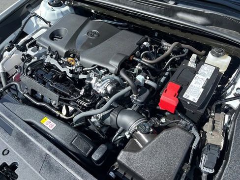 Certified 2024 Toyota Camry SE w/ Convenience Package image 9