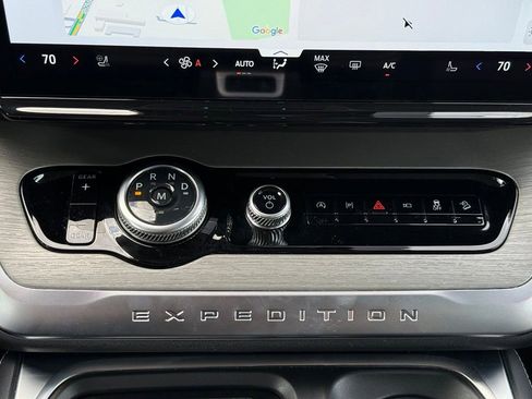 Used 2025 Ford Expedition Max Platinum AWD/4WD image 55