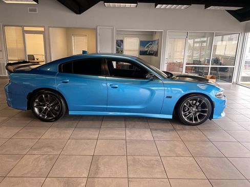 Used 2023 Dodge Charger Scat Pack w/ Technology Group RWD image 27