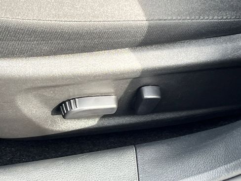 Used 2025 Nissan Altima 2.5 SV image 22