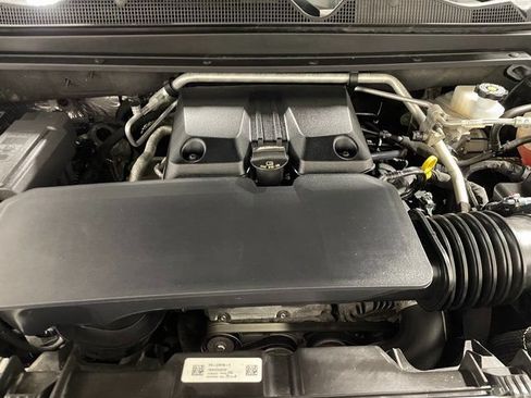 Used 2024 Chevrolet Colorado Trail Boss w/ Technology Package AWD/4WD image 23