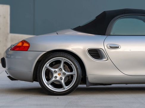 Used 1999 Porsche Boxster RWD image 87