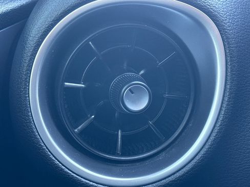 Used 2022 Kia Forte LXS image 29