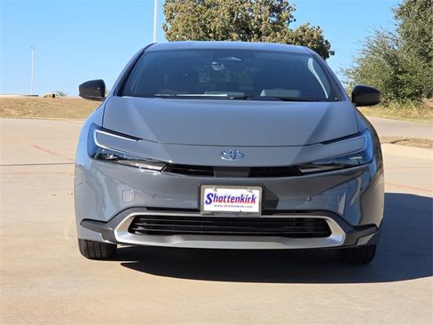 New 2026 Toyota Prius Plug-In Hybrid image 2