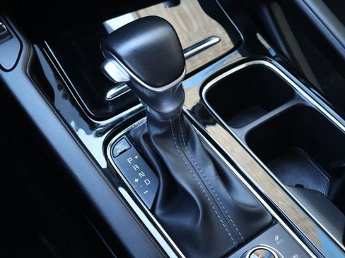 Used 2025 Kia Telluride S AWD/4WD image 17