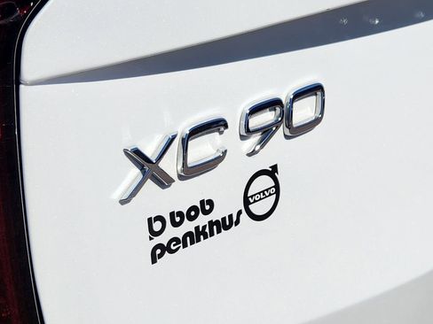 New 2025 Volvo XC90 B6 Core w/ Protection Package Premier image 31
