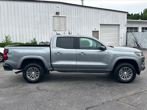 Certified 2024 Chevrolet Colorado LT w/ LT Convenience Package RWD image 12